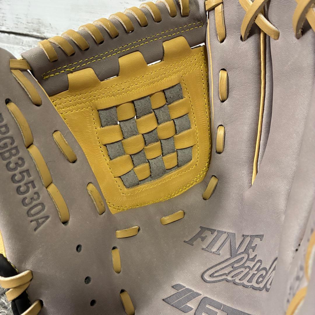 【極美品】ゼット 一般軟式グローブ ファインキャッチ オールラウンド 右投 限定