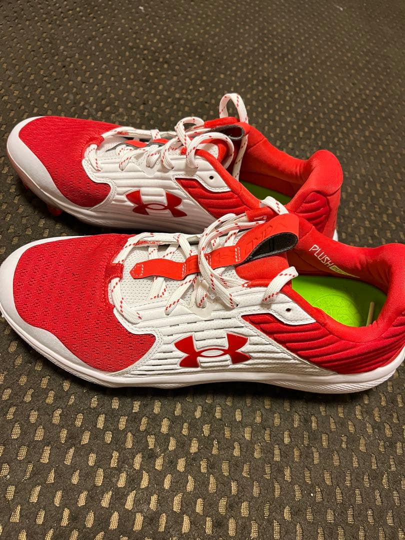 UnderArmour Pure スパイクシューズ レッド/ホワイト 28.5
