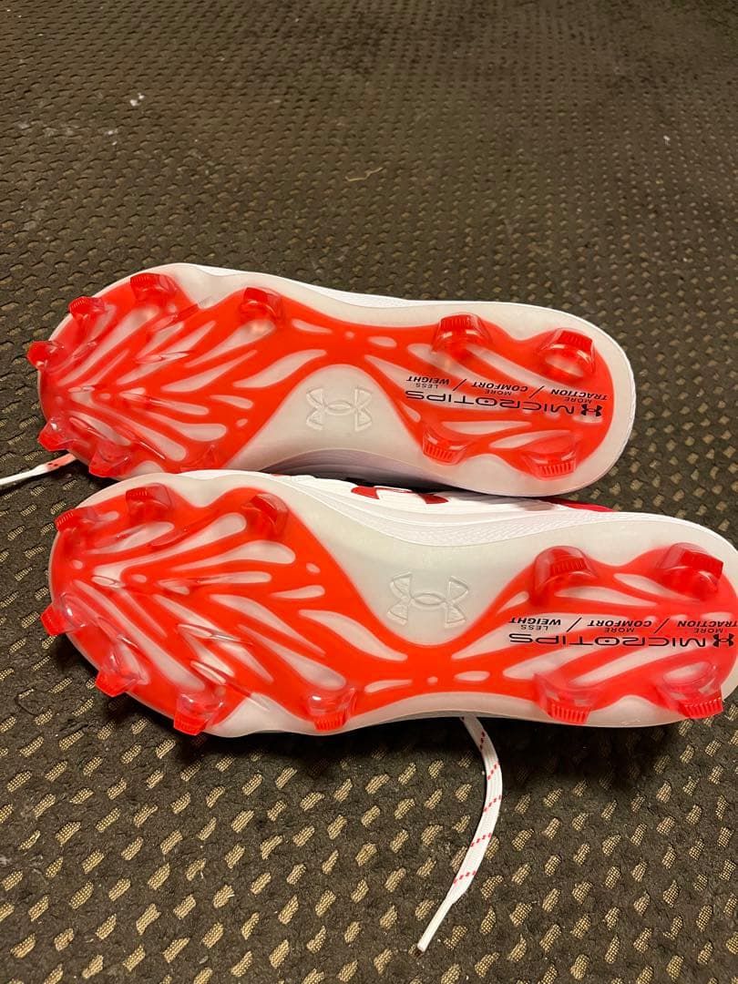 UnderArmour Pure スパイクシューズ レッド/ホワイト 28.5
