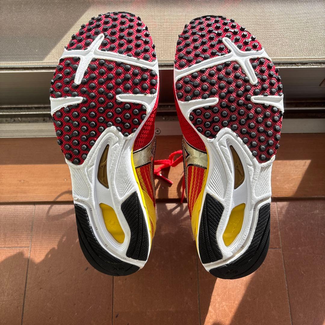 Mizuno 陸上競技用シューズ レッド/イエロー　25cm