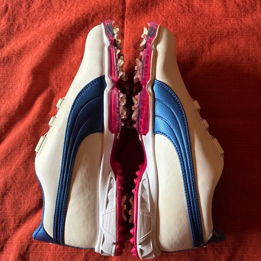 PUMA レディースゴルフシューズ　白に青のライン　24cm 新品未使用品