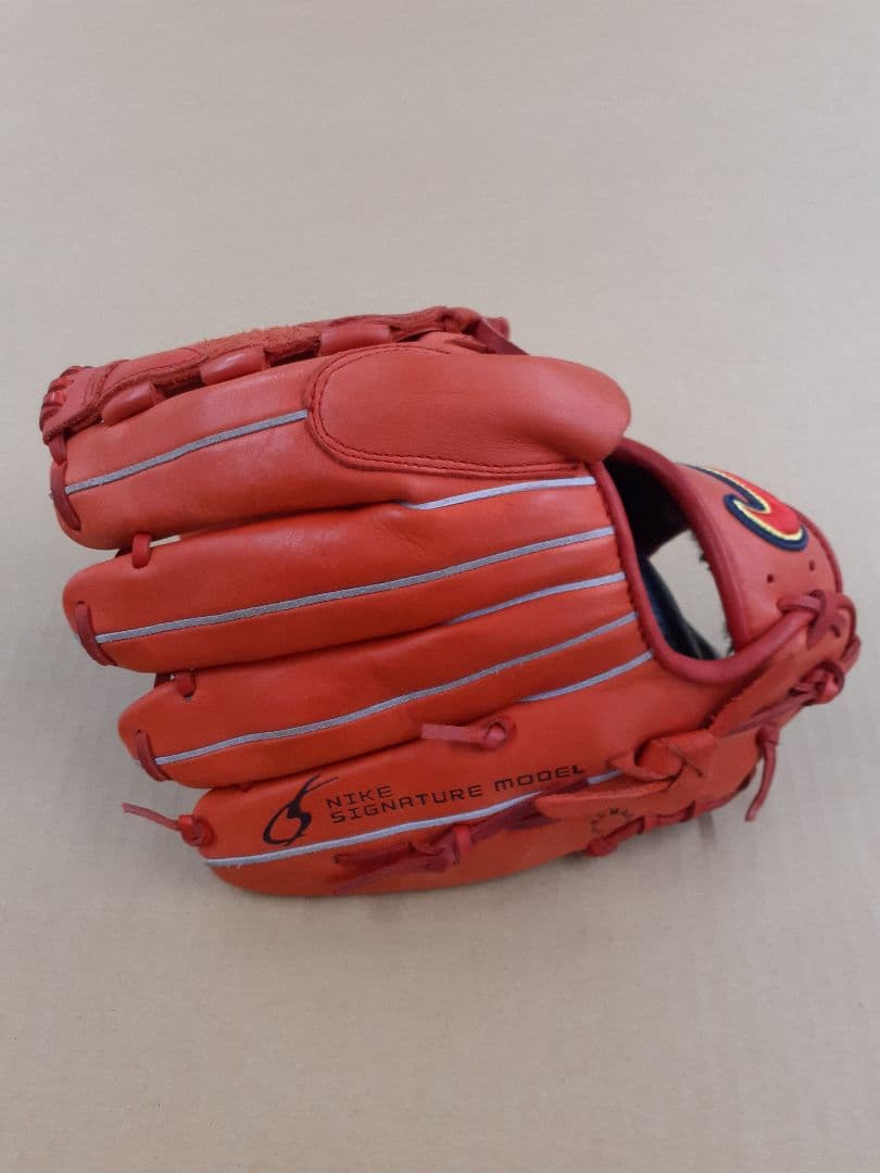 美品Nike Matsuzaka 軟式野球グローブ レッド即戦力