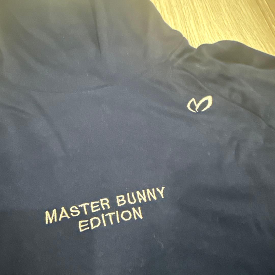 MASTER BUNNY EDITION タートルネック