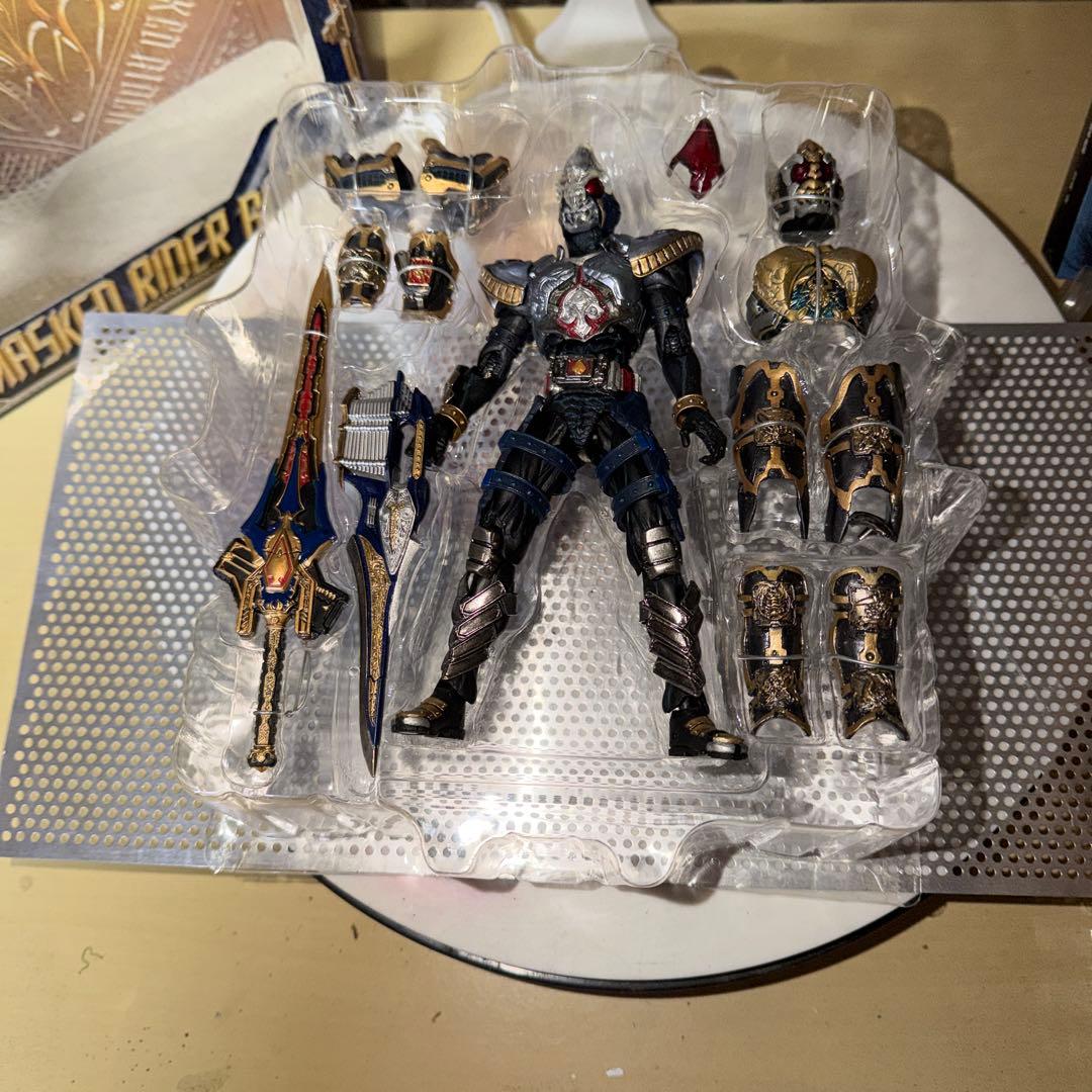 SIC、VOL35仮面ライダーブレイド 欠品部品有り