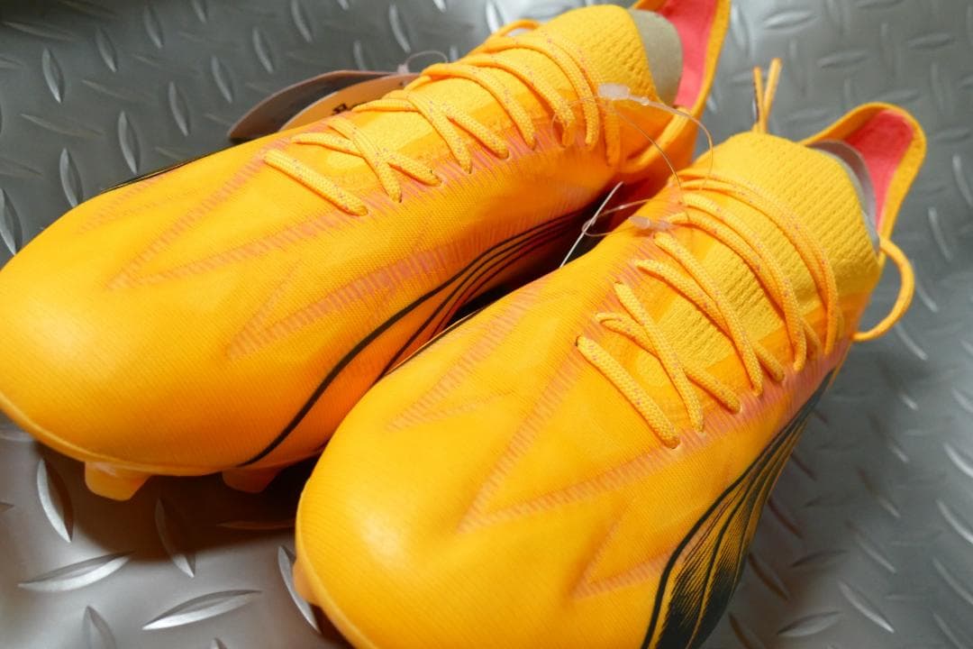 ㉔★プーマ★ウルトラアルティメットHG/AGサッカーシューズ★27.5cm/OR