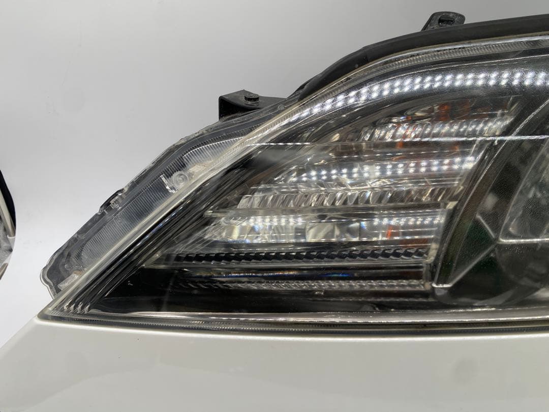 トヨタ ヴェルファイア 20系 純正 HID ヘッドライト左右セット バラスト付