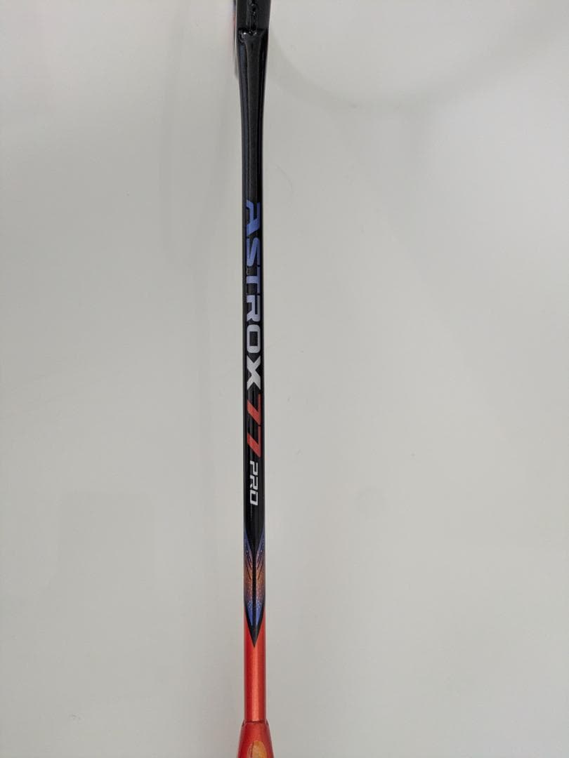YONEX ASTROX 77 PRO 4UG5 バドミントンラケット