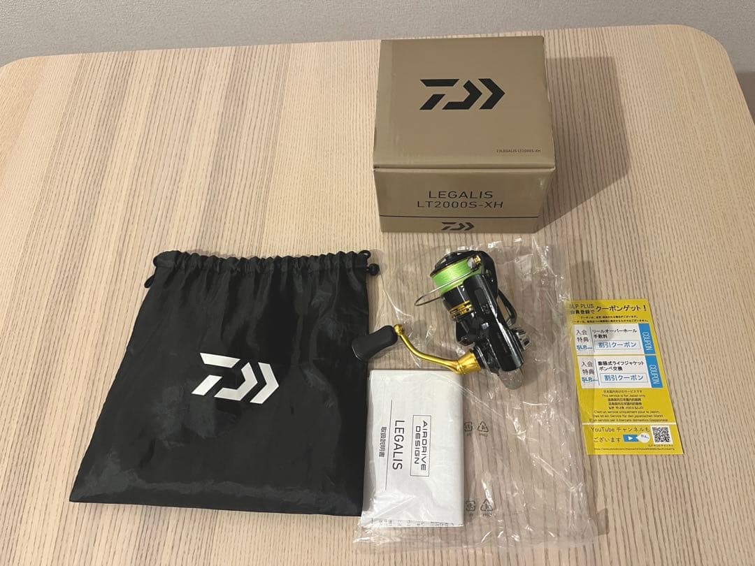 【美品】daiwa ダイワ　23レガリスLT 2000S-XH スピニング