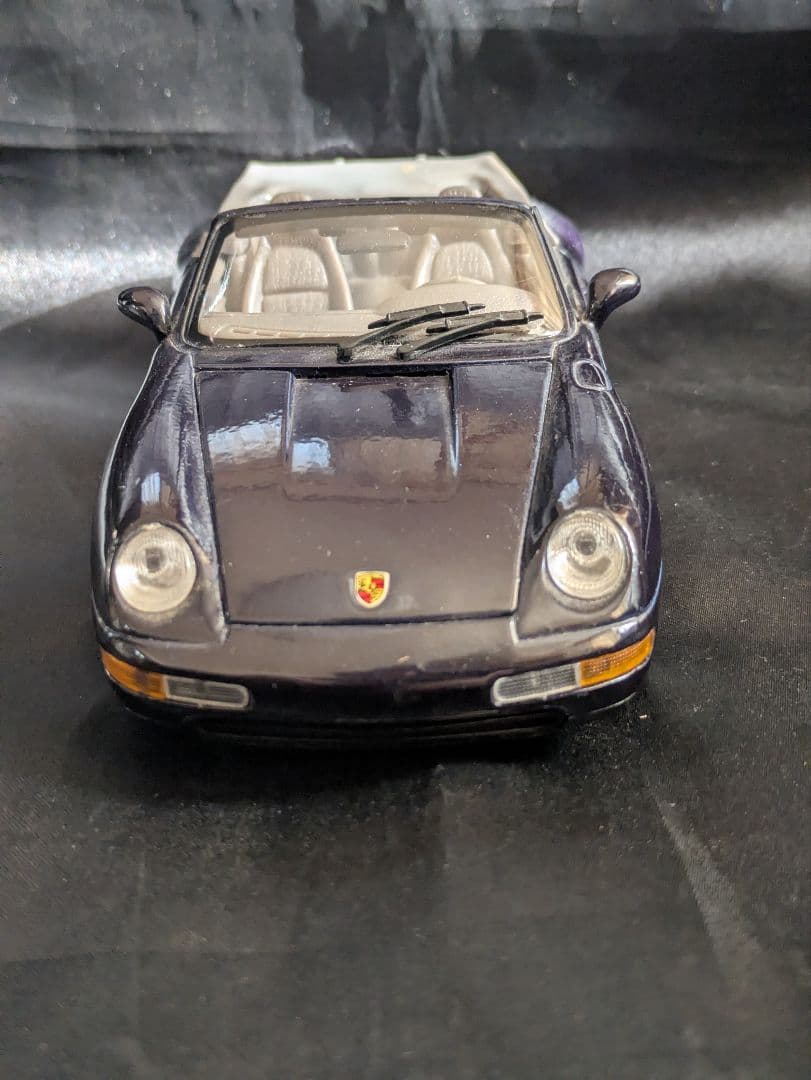 WELLY　ポルシェ 911 カレラ カブリオレ　1/24