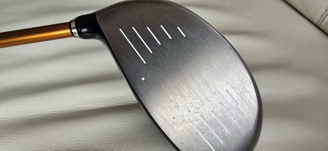 特価　激飛び　ゼクシオ　ドライバー　リシャフト　新品ヘッドカバー＆グリップ