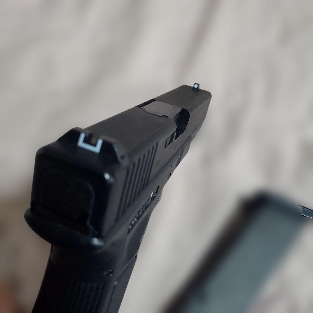 東京マルイ ガスブロ GLOCK17 gen3