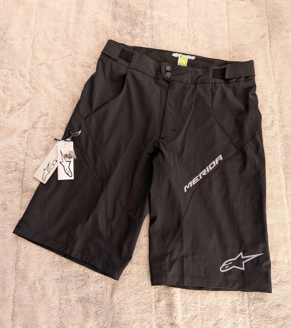 【新品タグ付】アルパインスターズ　マウンテン　ハーフパンツ　黒（32）