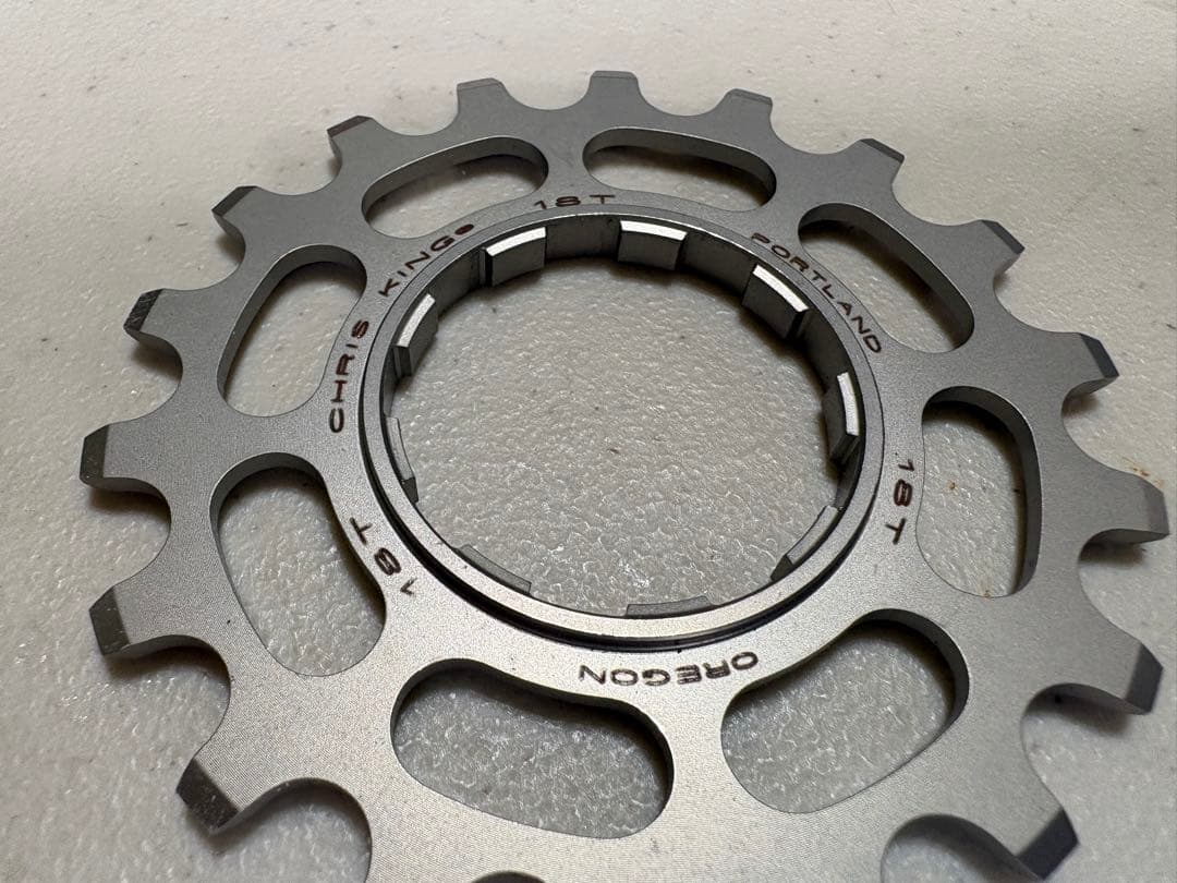 新品 CHRIS KING クリスキングSINGLE SPEED COG 18T