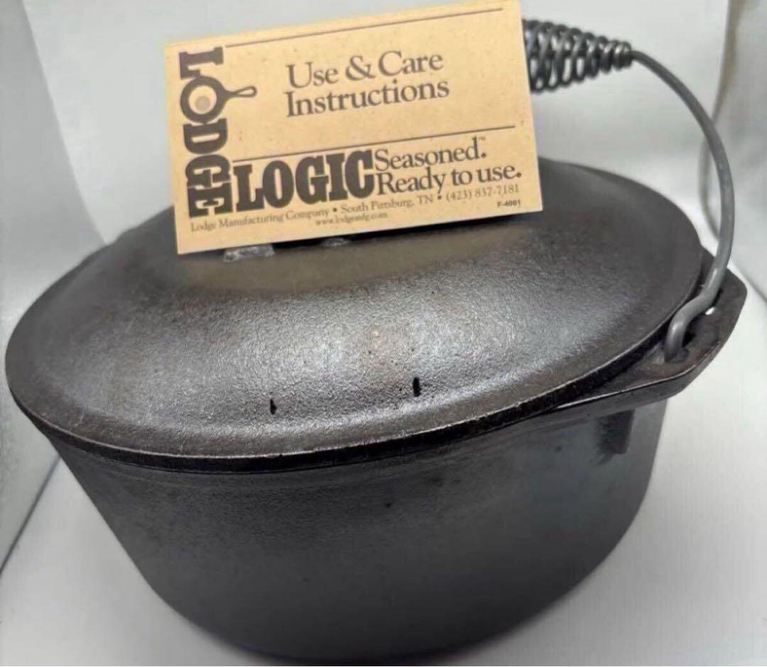LODGE ロジック 鋳鉄鍋 26cm エンボス加工蓋付き 未使用で