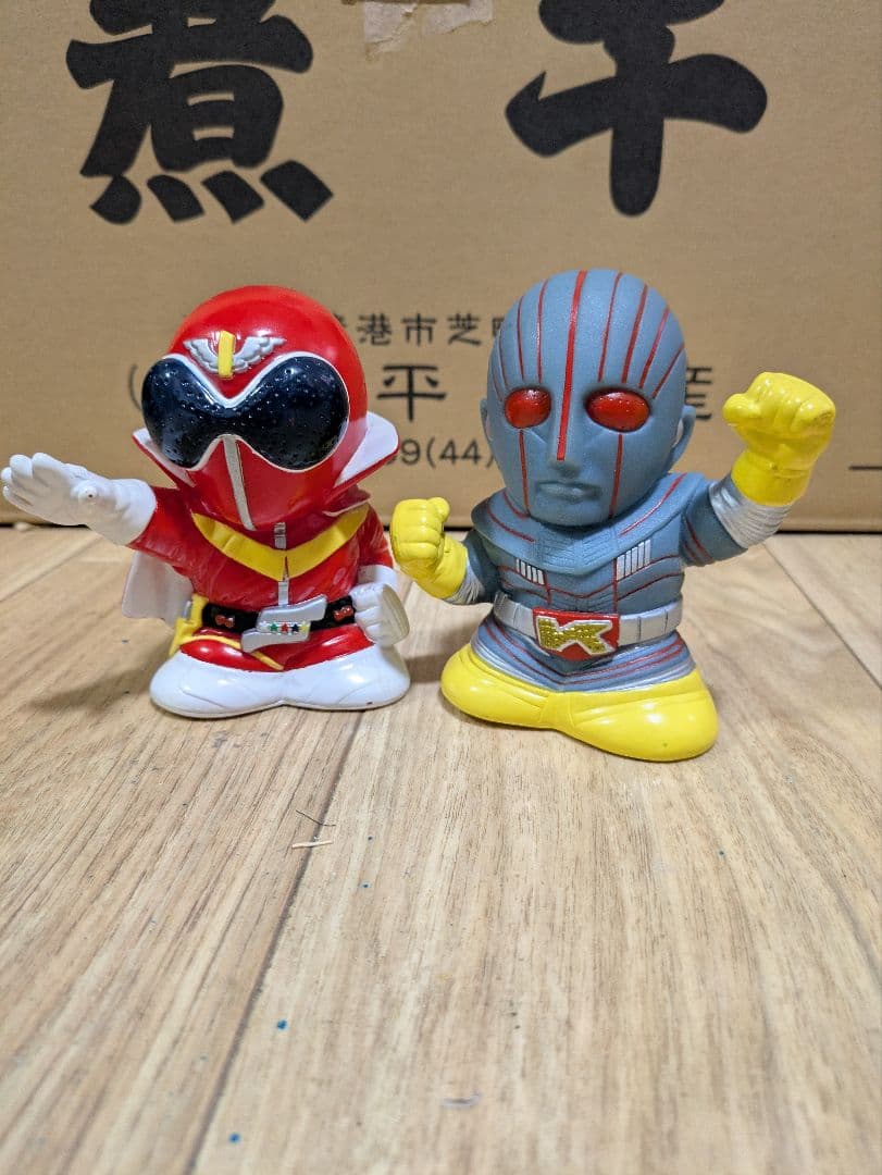 仮面ライダー フィギュア 13体セット貯金箱フルセット？おまけ付き
