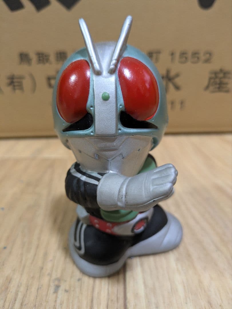 仮面ライダー フィギュア 13体セット貯金箱フルセット？おまけ付き