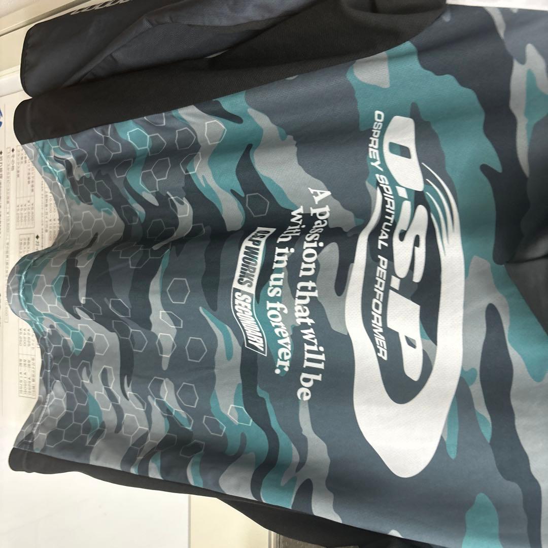 フーデッドロングスリーブＴシャツモデル5 速乾
