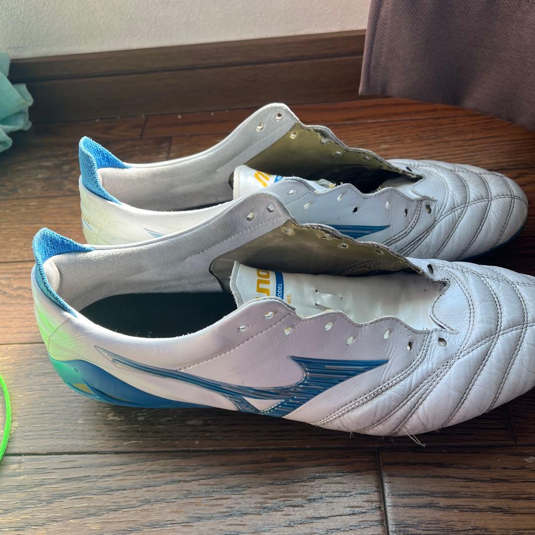Mizuno サッカーシューズ スパイク ホワイト/ブルー 値下げ交渉可能