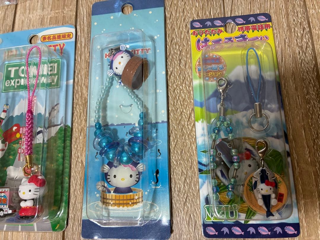 【ご当地キティ】ストラップマスコット/11個/まとめ売り