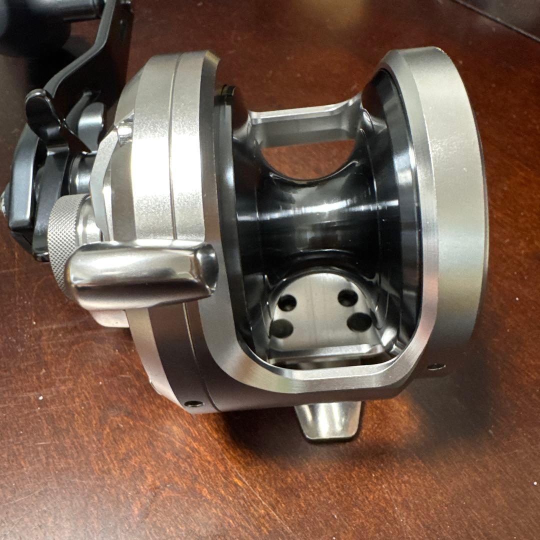 【美品】21シマノ OCEA JIGGER 2001NRMG ベイトリール