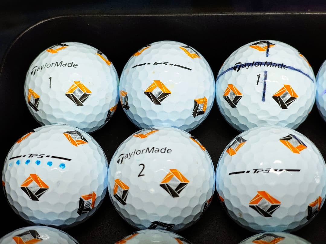 ✨美品✨TaylorMade TP5('24) Pix ゴルフボール 2ダース