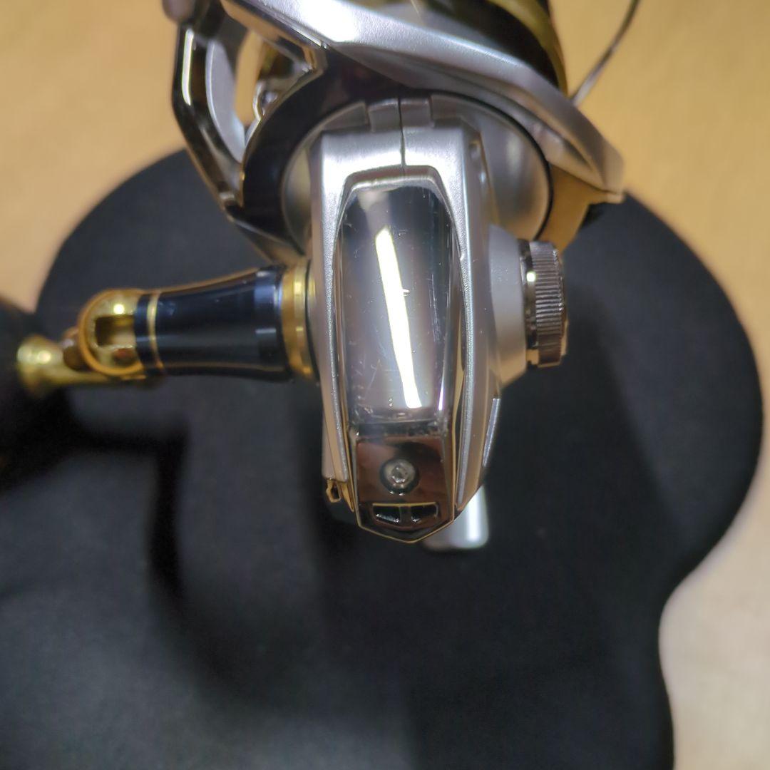 18STRADIC SW 5000PG スピニングリール