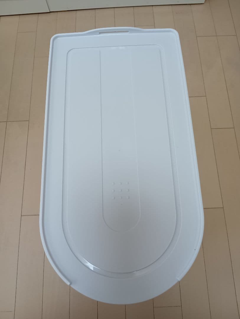 タッパーウェア キッチンキーパー　 ホワイト 蓋付き