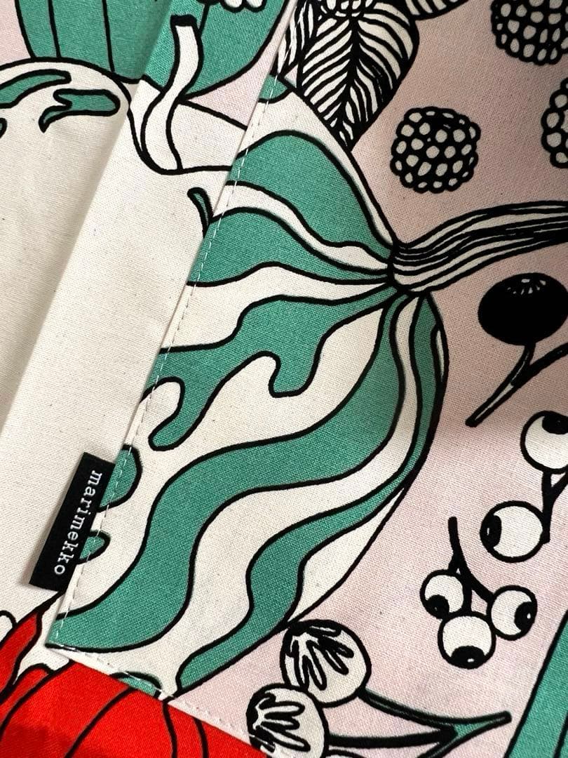 ◉新品未使用◉マリメッコ　marimekko エプロン　ヴィハンネスマー