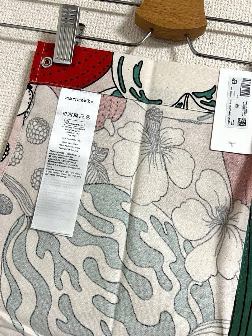 ◉新品未使用◉マリメッコ　marimekko エプロン　ヴィハンネスマー
