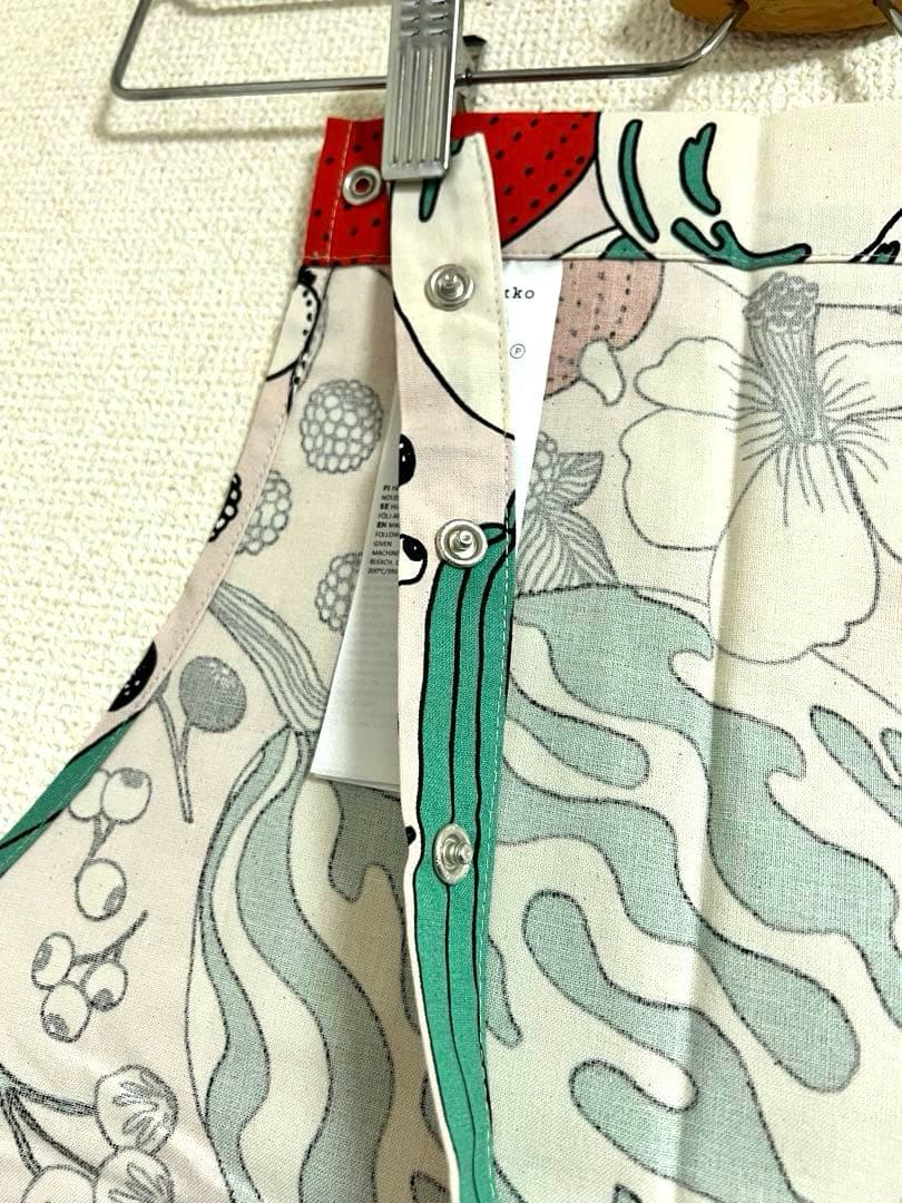 ◉新品未使用◉マリメッコ　marimekko エプロン　ヴィハンネスマー