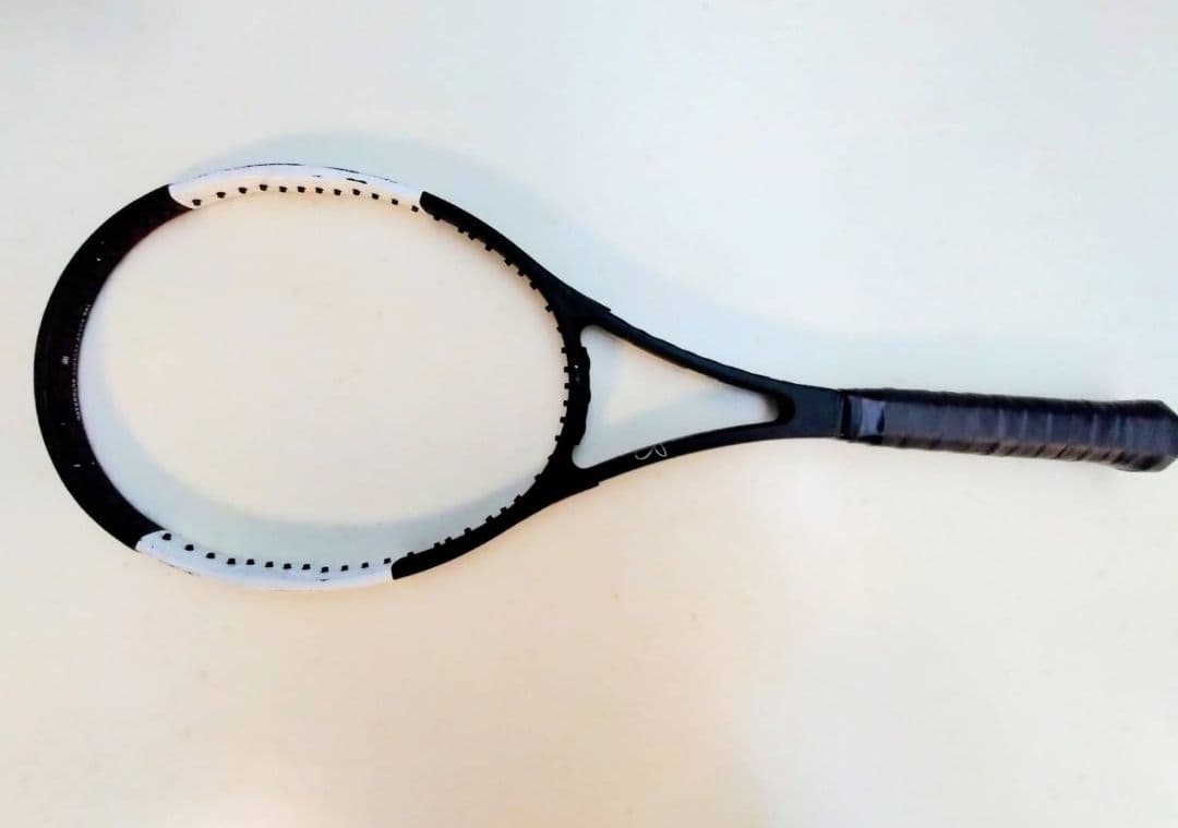 Wilson PRO STAFF RF-7 テニスラケット　フェデラー
