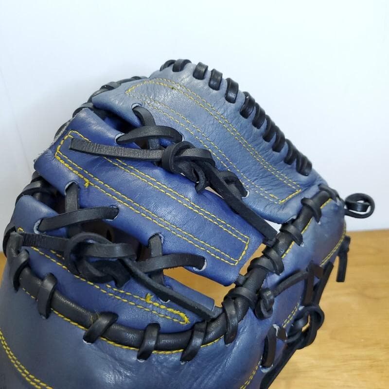 ミズノ 小笠原道大モデル 限定カラー 激レア ファーストミット 軟式グローブ