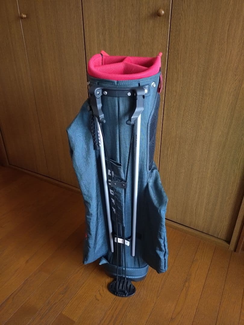 【美品・値下げしました】オノフスタンドキャディバッグ OB0322