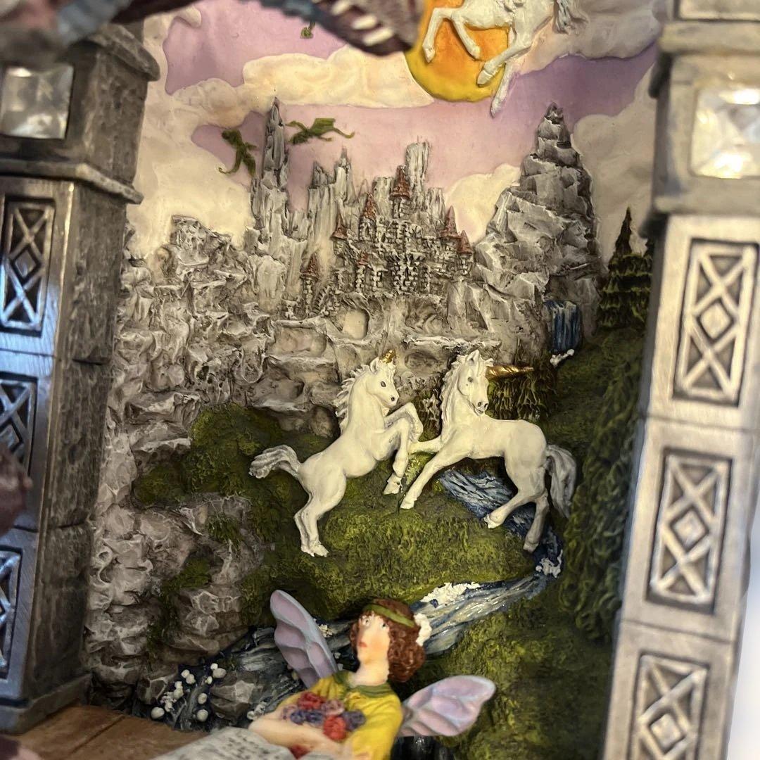 新品未開封　Tudor Mint 社フィギュア　Draco Fenestra
