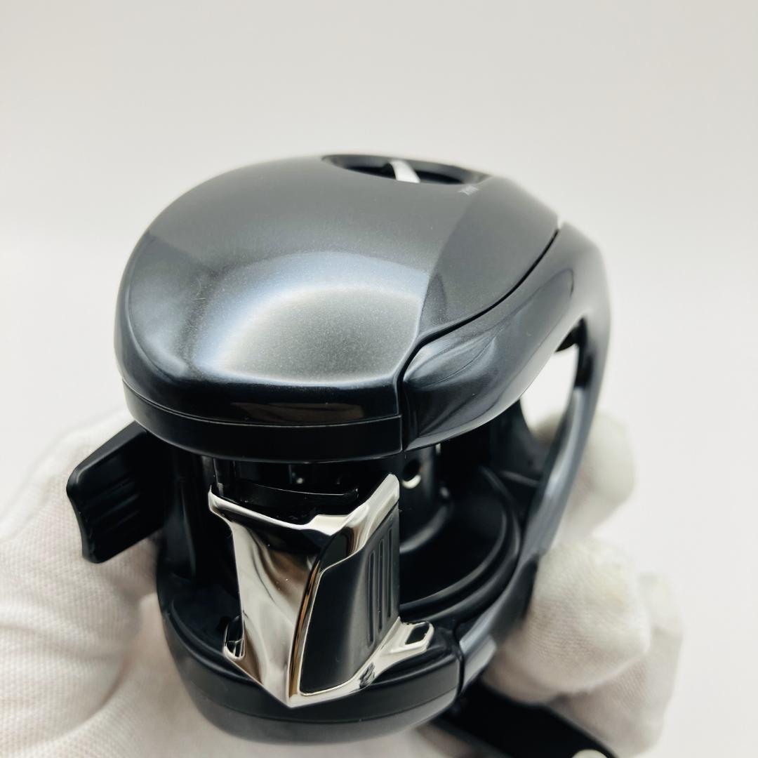 極美品　シマノ　18 アンタレス　DC MD XG　右　箱付き