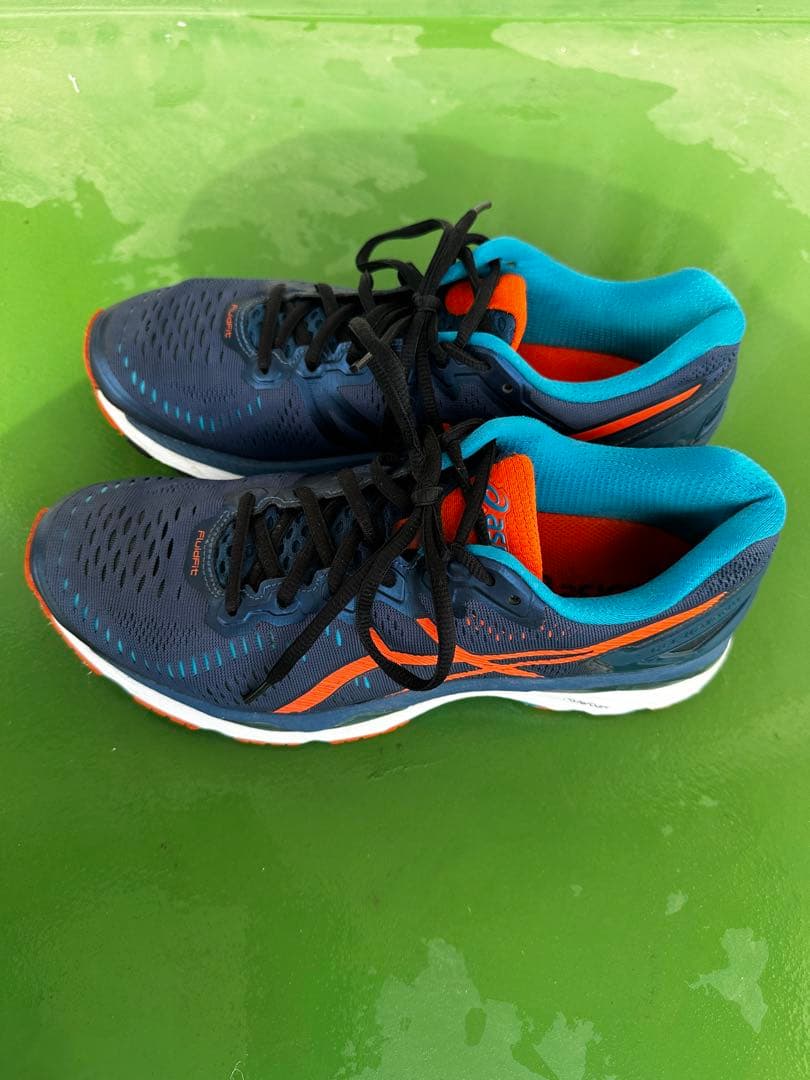ASICS ランニングシューズ ゲルカヤノ　ネイビー/オレンジ　26.5cm