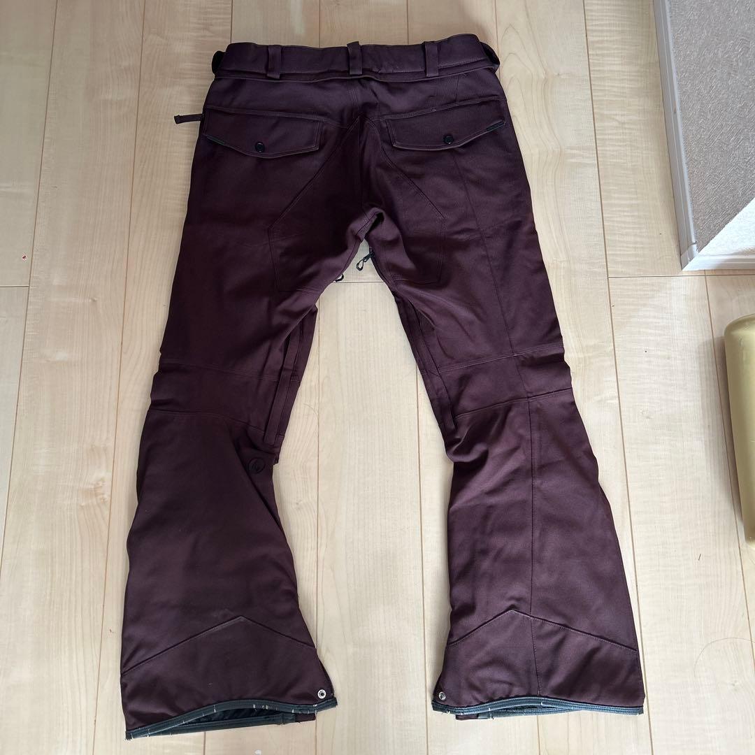 VOLCOM スノーボードパンツ