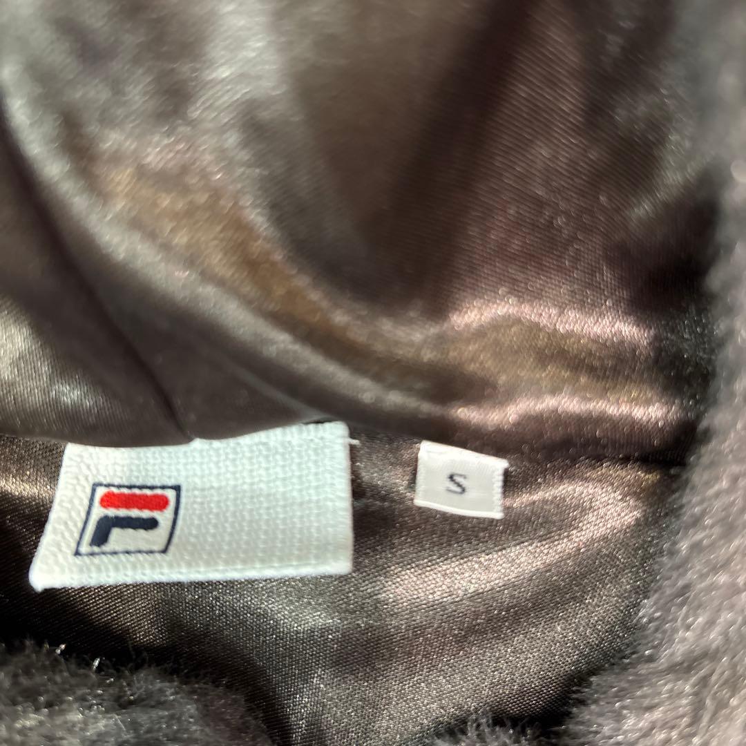 FILA モコモコボア フード付きベスト 【Sサイズ】