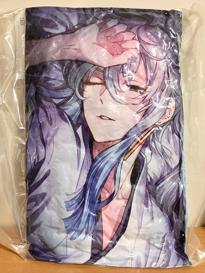 幽幻ロマンチカ ウタシロ 添い寝クッション 新品未開封品