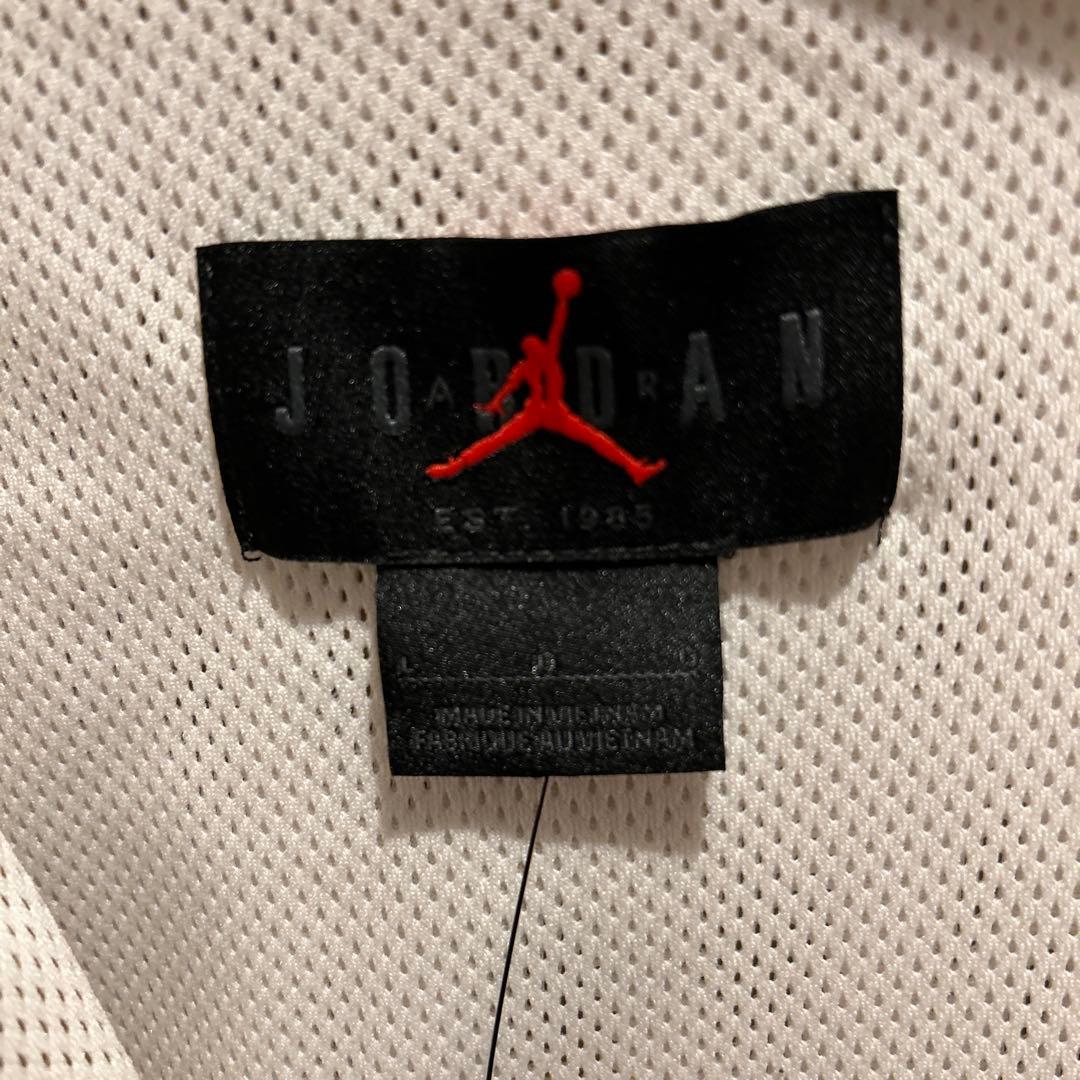 JORDAN ウィンドブレーカー ベージュ/ホワイト