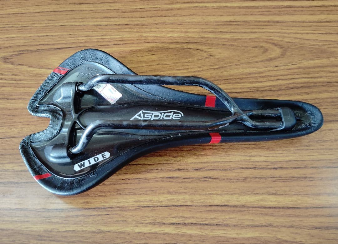 SUN MARCO Aspide Carbon FX Wide サドル