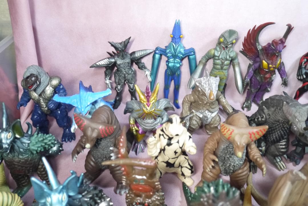 ウルトラ怪獣シリーズ　怪獣ソフビ　66体セット