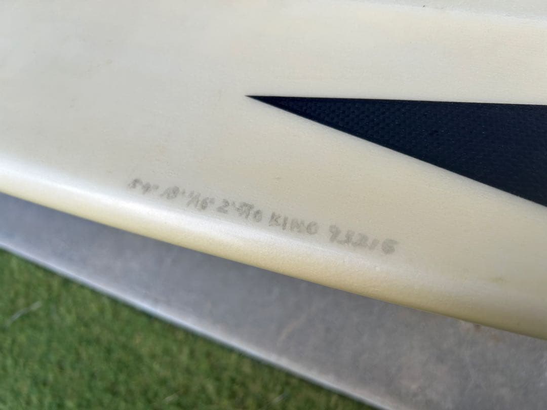 ショートボード 5'6x18’1/16x2’5/16 27L前後