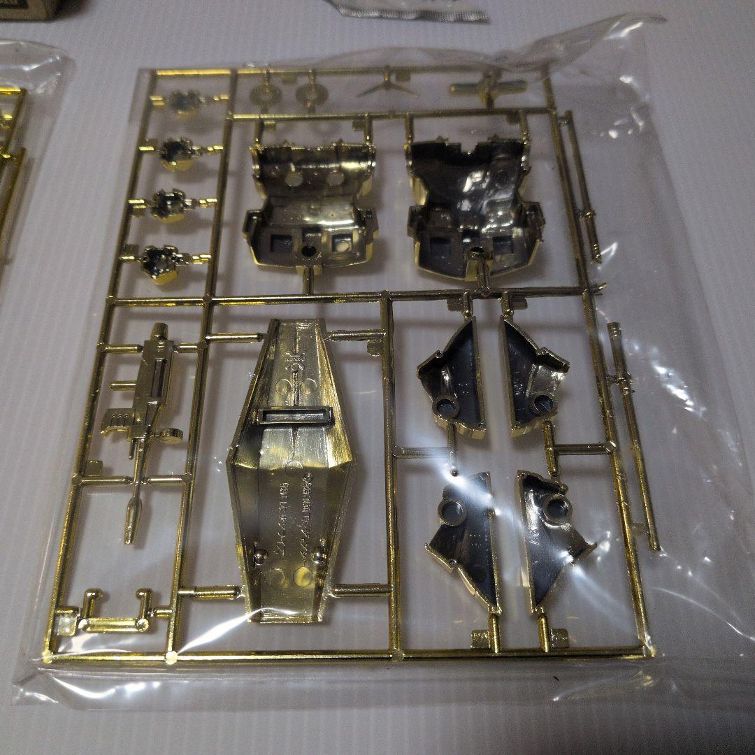 ガンダム ゴールドメッキver 1/144 逆襲のシャア 10周年 RX-78