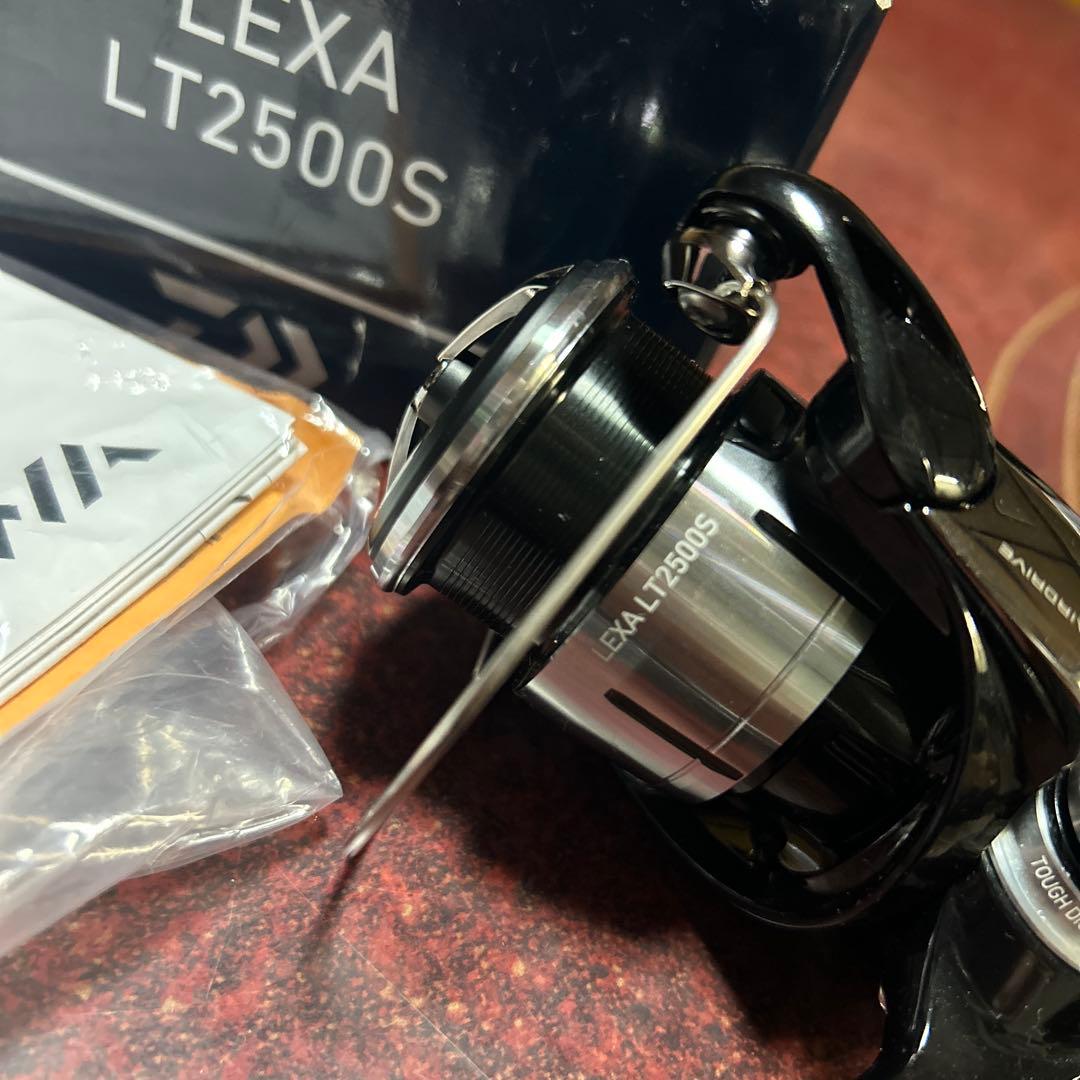 Daiwa LEXA LT2500S スピニングリール