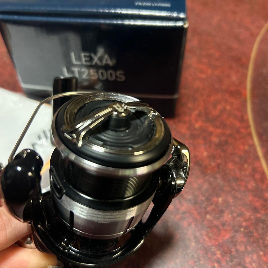 Daiwa LEXA LT2500S スピニングリール