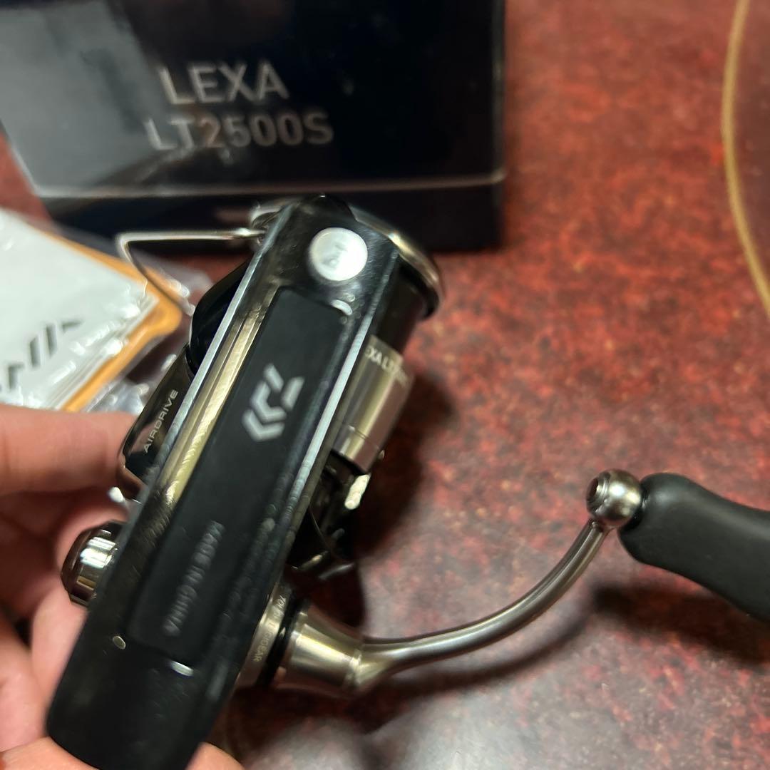 Daiwa LEXA LT2500S スピニングリール