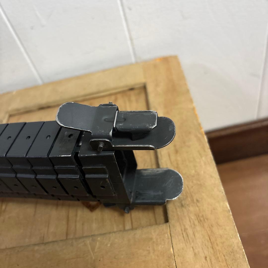 米軍　実物　FLEX LINK EJECTION CHUTE 50CAL