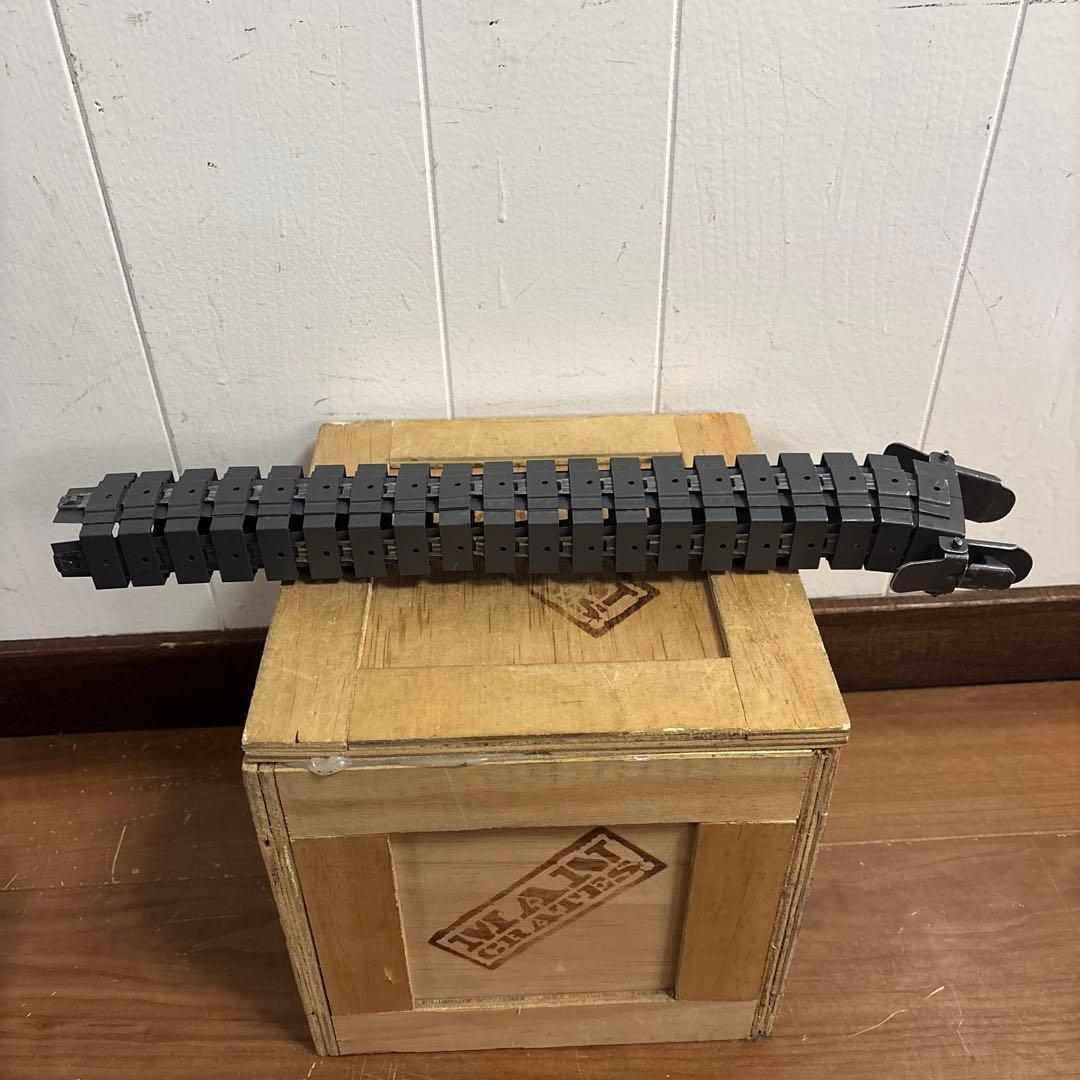 米軍　実物　FLEX LINK EJECTION CHUTE 50CAL