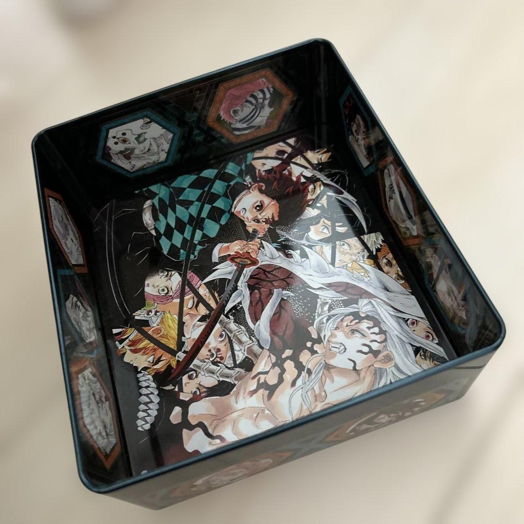 鬼滅の刃　特製缶入り　2021 日めくりカレンダー